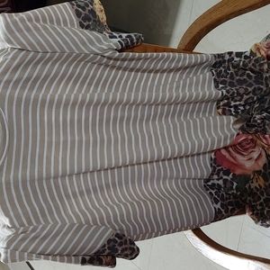 Striped t-shirt with leopard and rose print